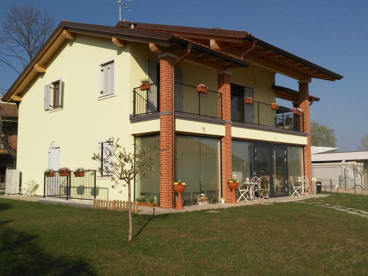 Stella Del Garda